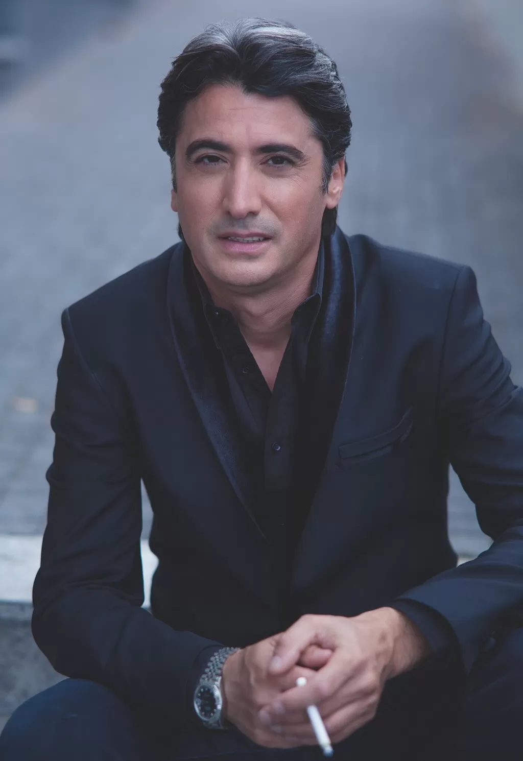  "הספר מת מצחוק"  - אריק משעלי | הזמנת כרטיסים